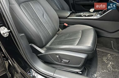 Седан Audi A6 2019 в 