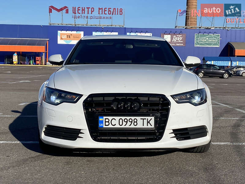 Седан Audi A6 2013 в Мостиске