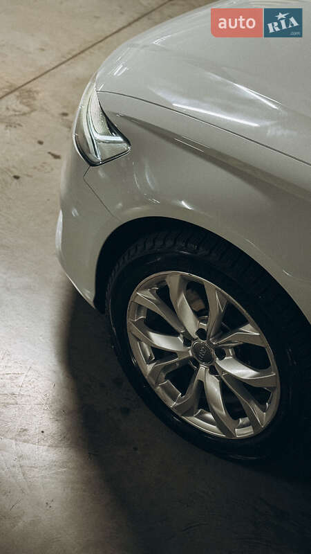 Седан Audi A6 2016 в Одессе