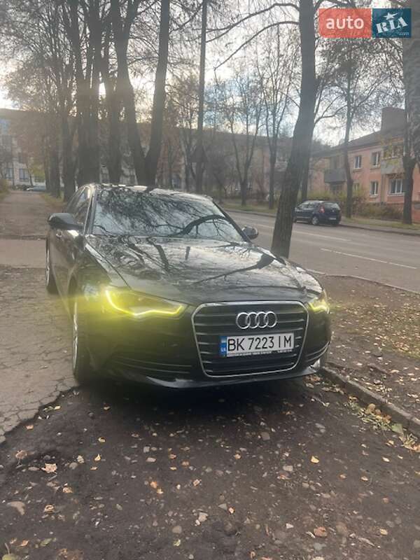 Седан Audi A6 2013 в Рівному