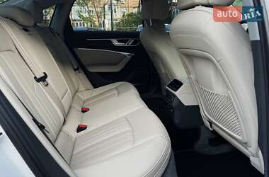 Седан Audi A6 2019 в 