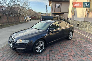 Седан Audi A6 2004 в Вараше