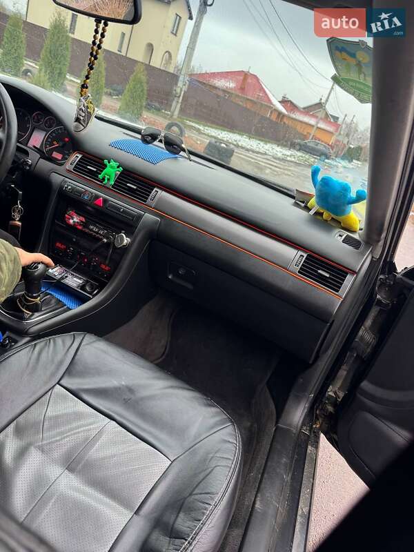 Седан Audi A6 2002 в Киеве