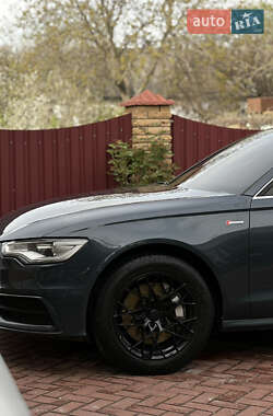 Седан Audi A6 2011 в 