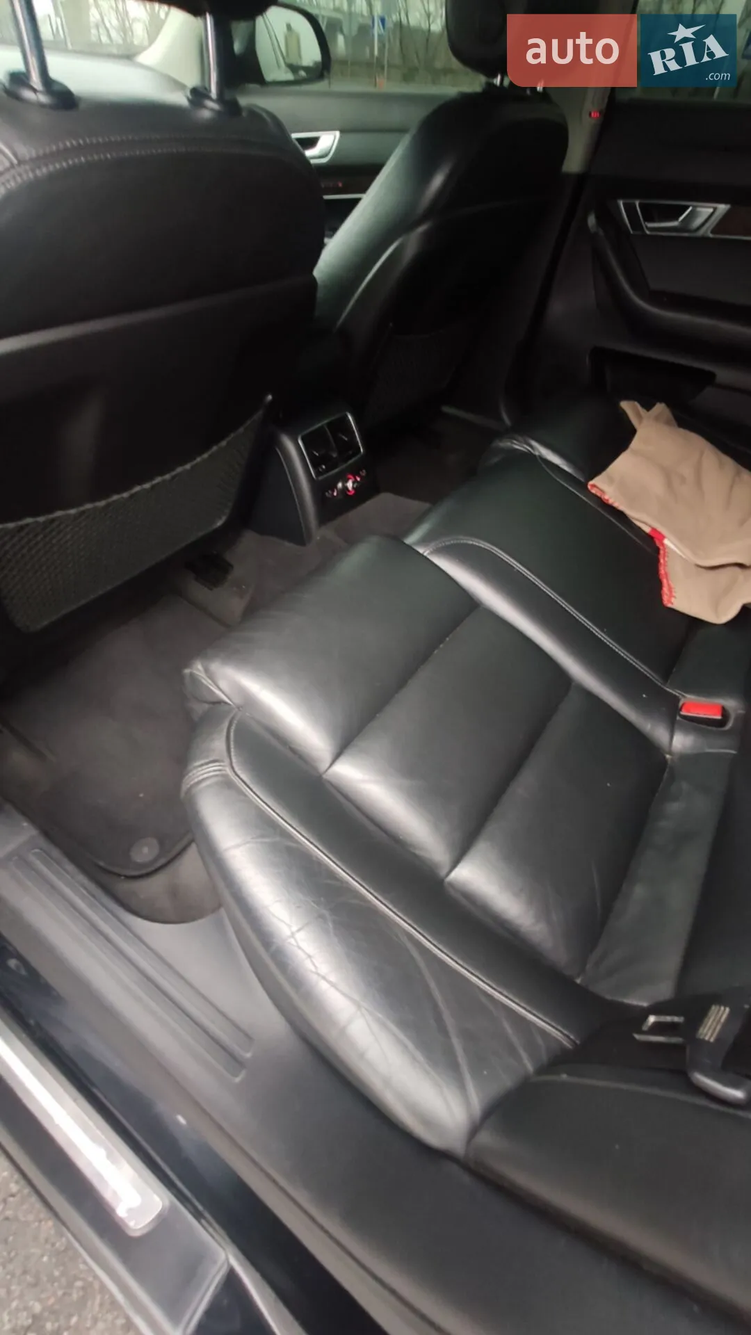 2010 Audi A6 - мініатюра 22