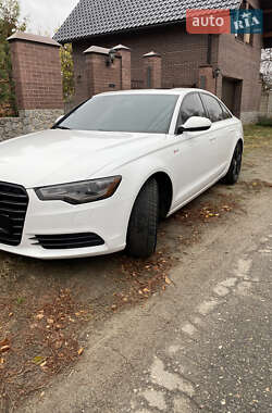 Седан Audi A6 2012 в 