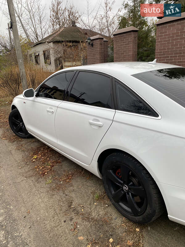 Седан Audi A6 2012 в Харькове