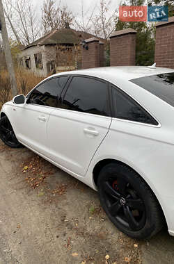 Седан Audi A6 2012 в 
