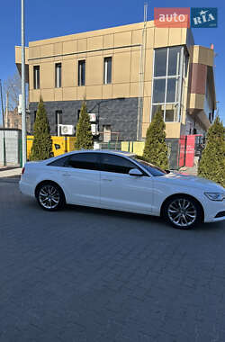 Седан Audi A6 2012 в 