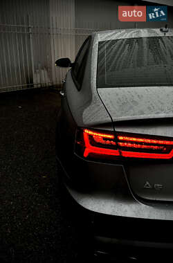 Седан Audi A6 2015 в Киеве