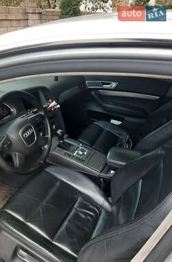 Седан Audi A6 2004 в 