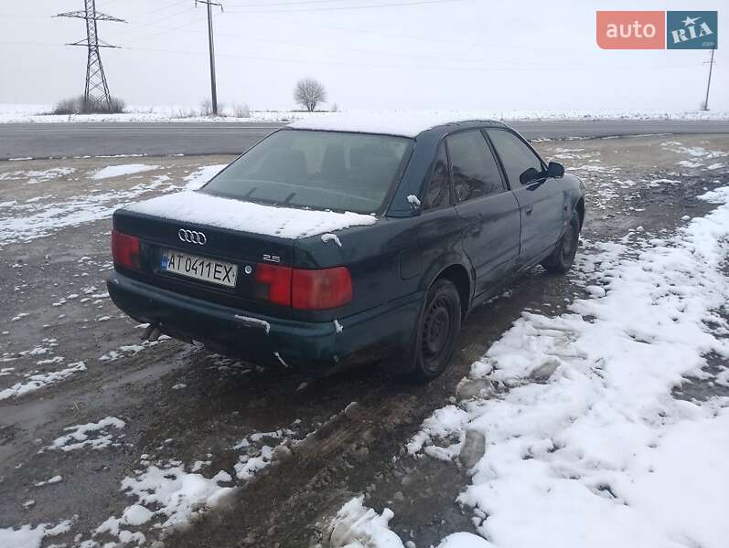 Седан Audi A6 1994 в Городенке