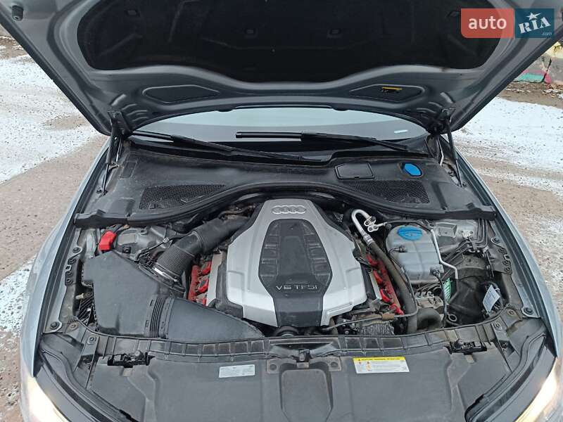 Седан Audi A6 2018 в Киеве