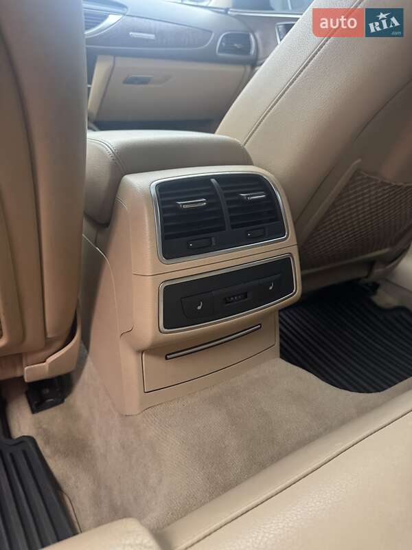 Седан Audi A6 2012 в Могилев-Подольске