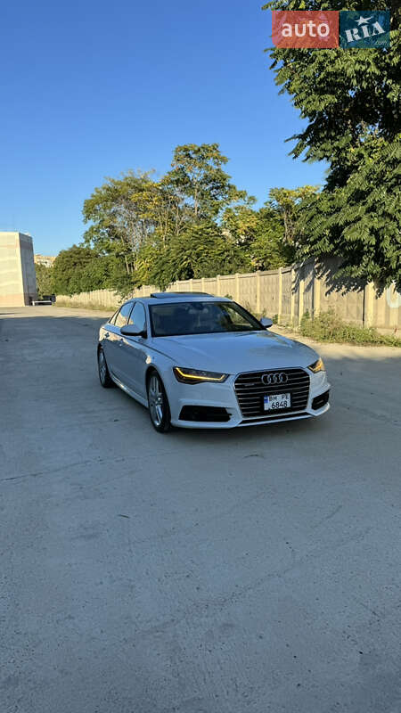 Седан Audi A6 2016 в 