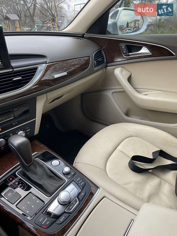 Седан Audi A6 2015 в Збаражі