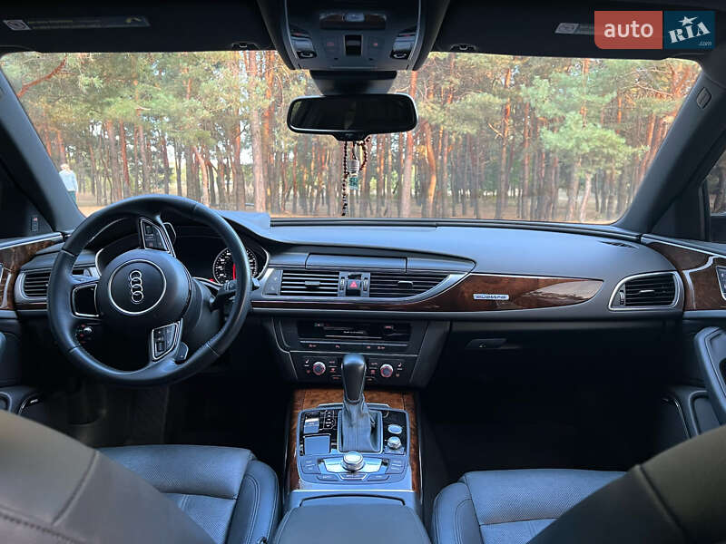 Седан Audi A6 2015 в Днепре