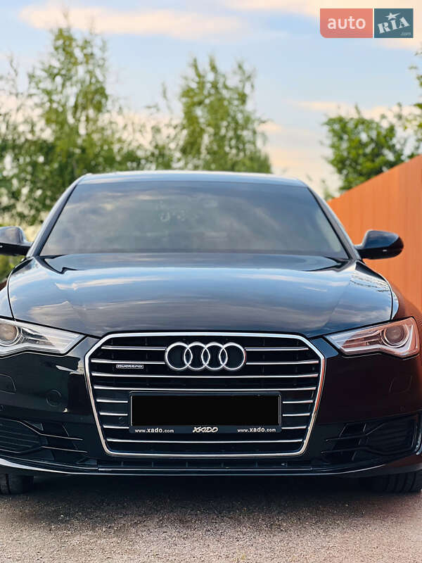 Седан Audi A6 2014 в 