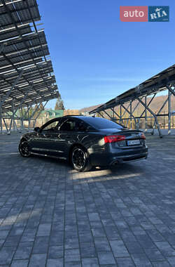 Седан Audi A6 2013 в 