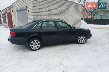 Седан Audi A6 1995 в Чернигове