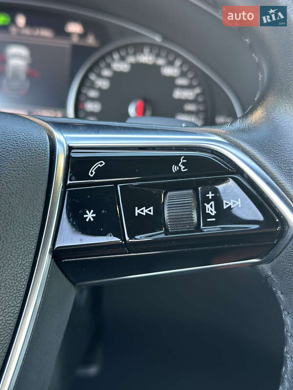 Универсал Audi A6 2019 в Дрогобыче