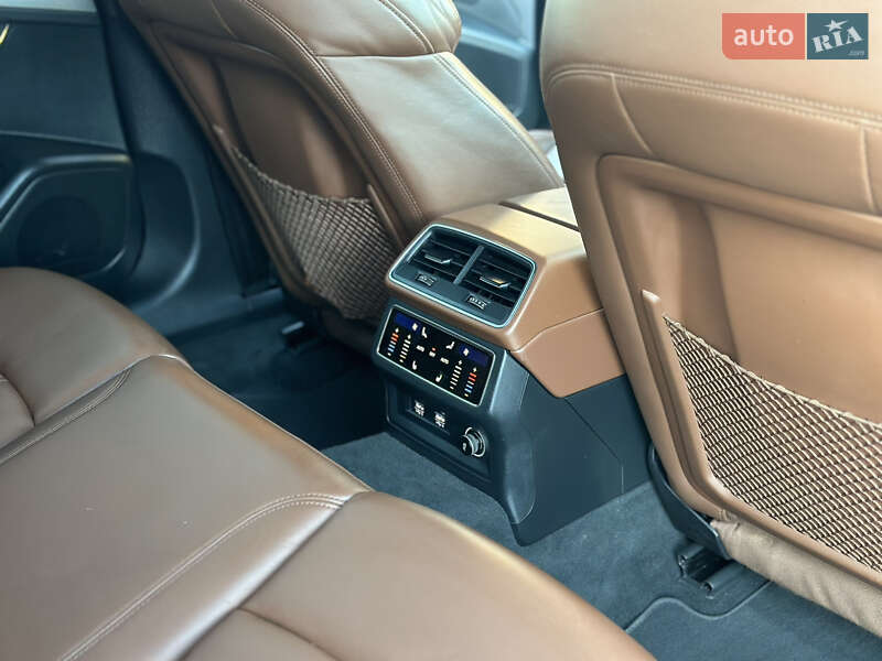 Универсал Audi A6 2019 в Дрогобыче