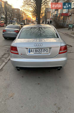 Седан Audi A6 2004 в 