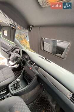 Седан Audi A6 1998 в 