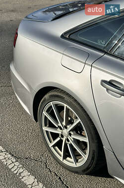 Седан Audi A6 2015 в Киеве