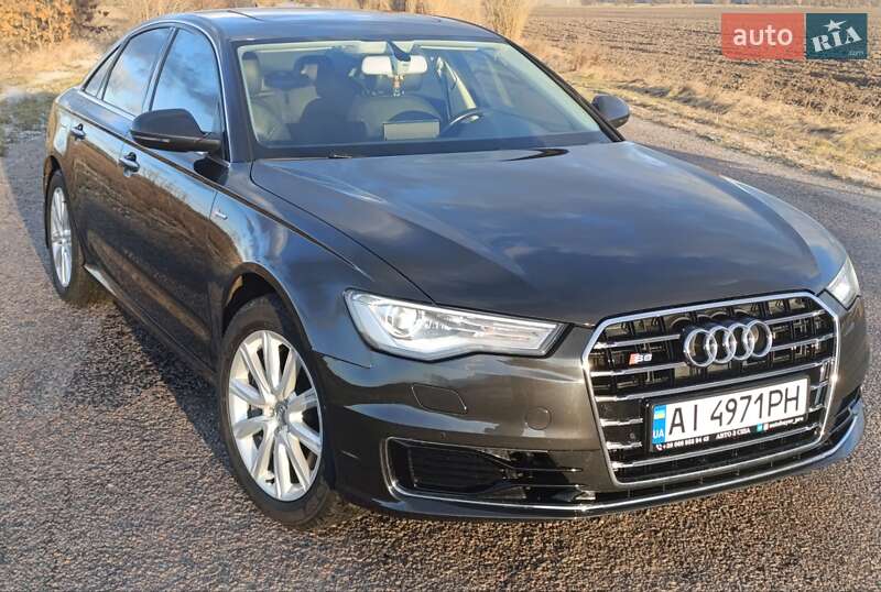 Седан Audi A6 2015 в 