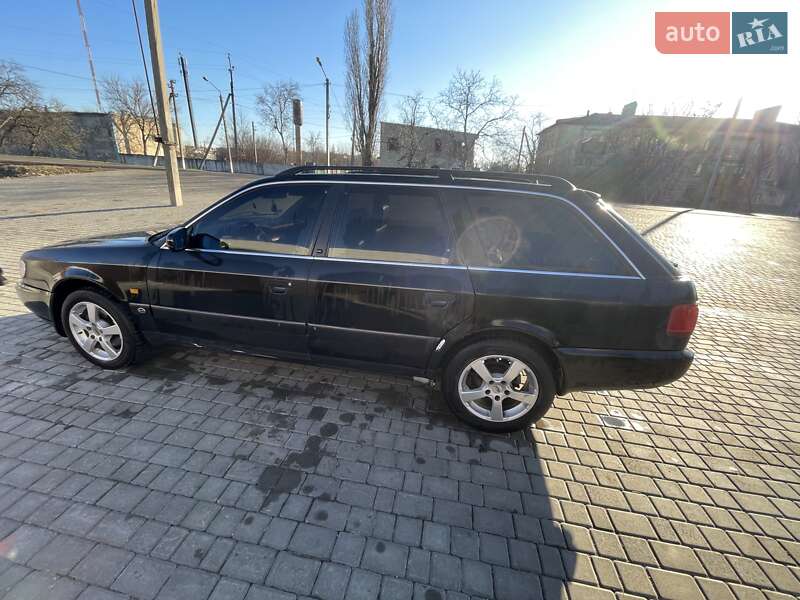 Универсал Audi A6 1995 в Раздельной