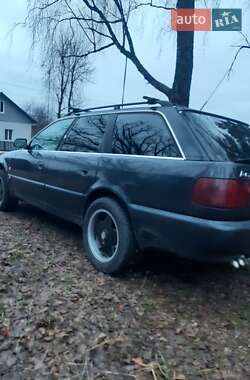 Универсал Audi A6 1995 в Глухове