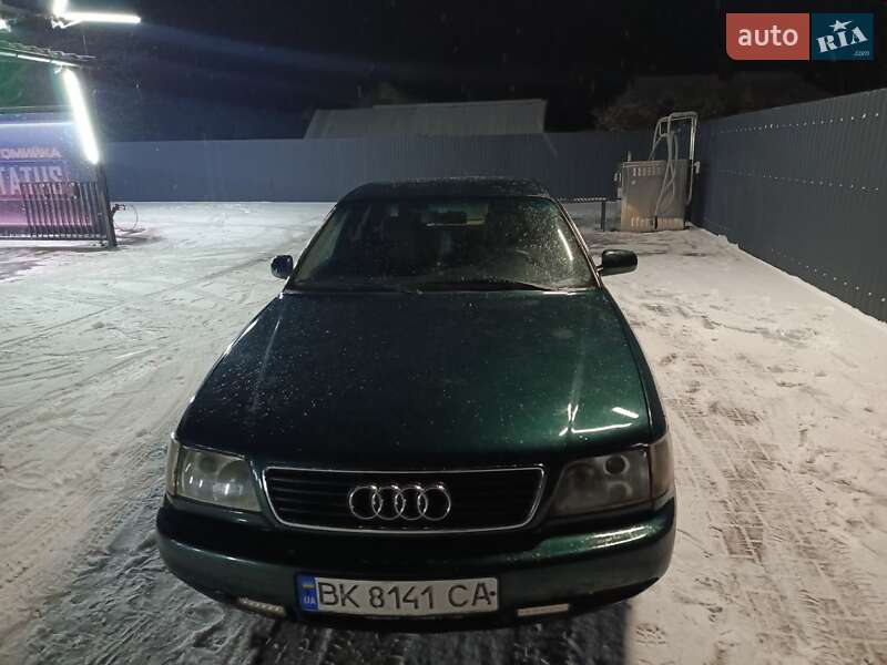 Седан Audi A6 1996 в Острозі