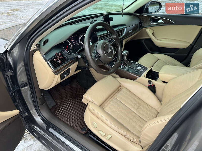 Седан Audi A6 2011 в Жидачове