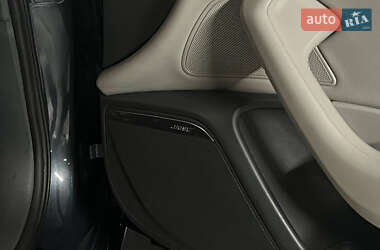 Седан Audi A6 2016 в 
