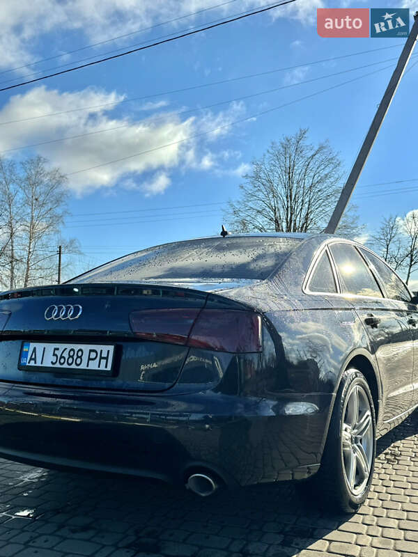 Седан Audi A6 2013 в Коростене
