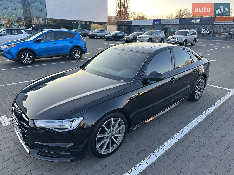 Седан Audi A6 2015 в Черновцах