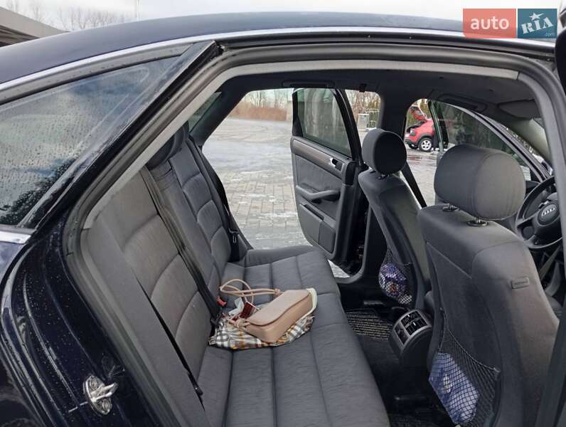 Седан Audi A6 1999 в Надворной