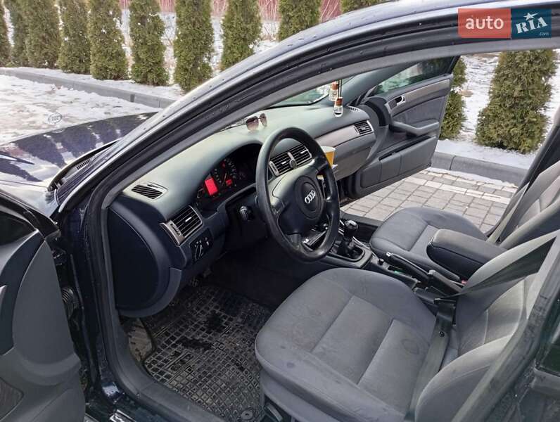 Седан Audi A6 1999 в Надворной