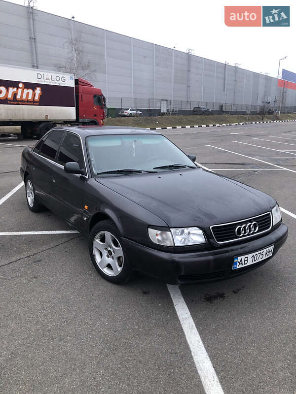 Седан Audi A6 1996 в Рівному