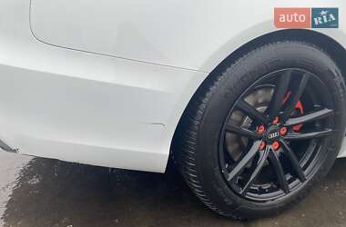 Седан Audi A6 2014 в Жашкове