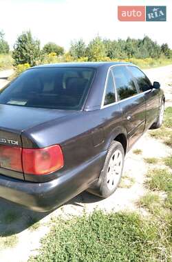 Седан Audi A6 1996 в Кременце