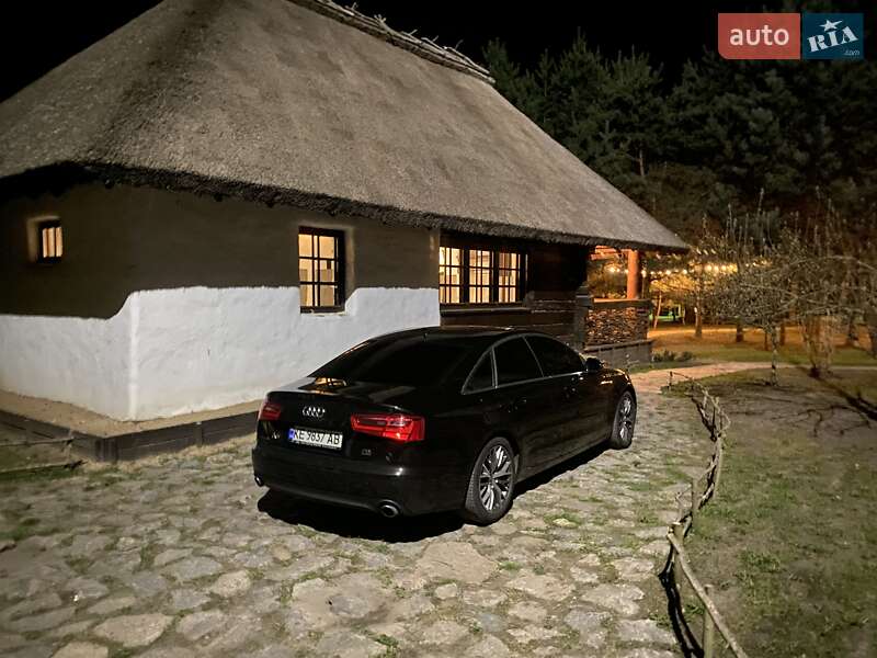 Седан Audi A6 2012 в Днепре