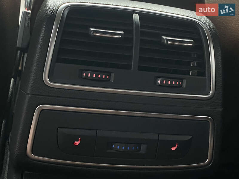 Седан Audi A6 2012 в Киеве