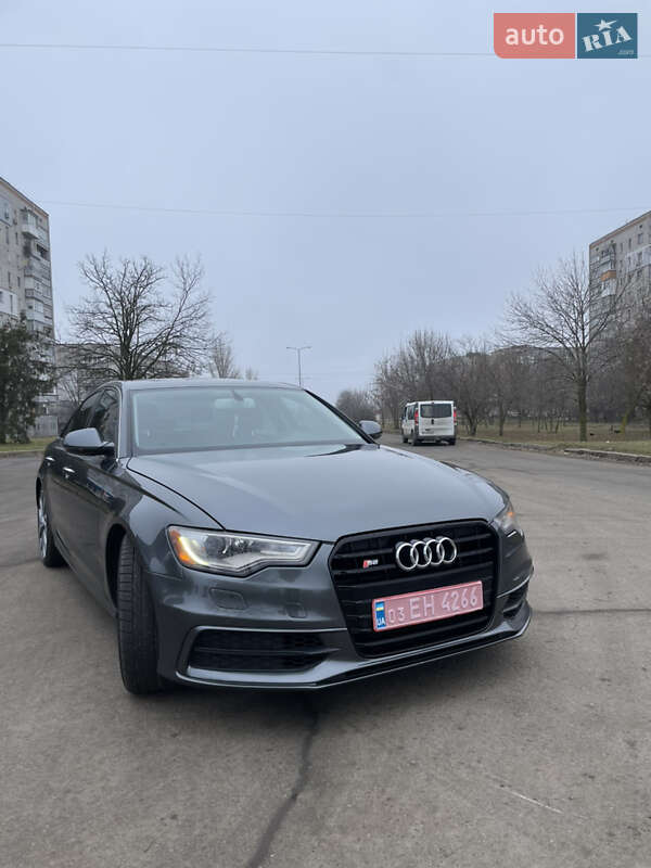 Седан Audi A6 2014 в Первомайську