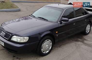 Седан Audi A6 1995 в Киеве