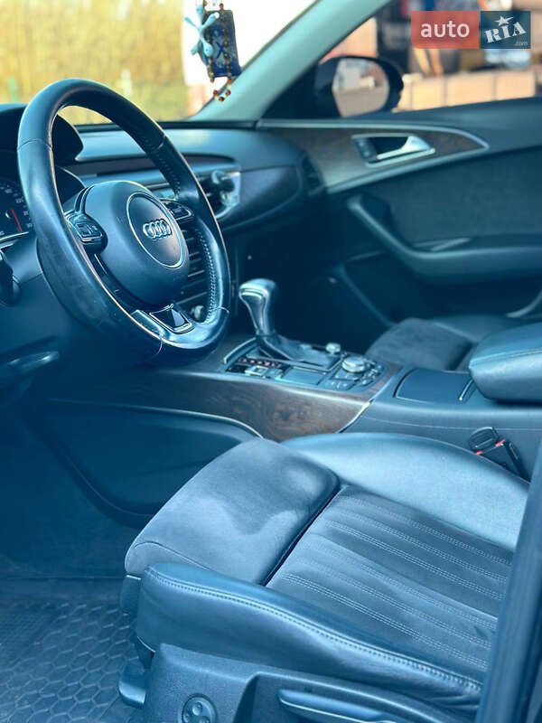 Седан Audi A6 2012 в Любомлі