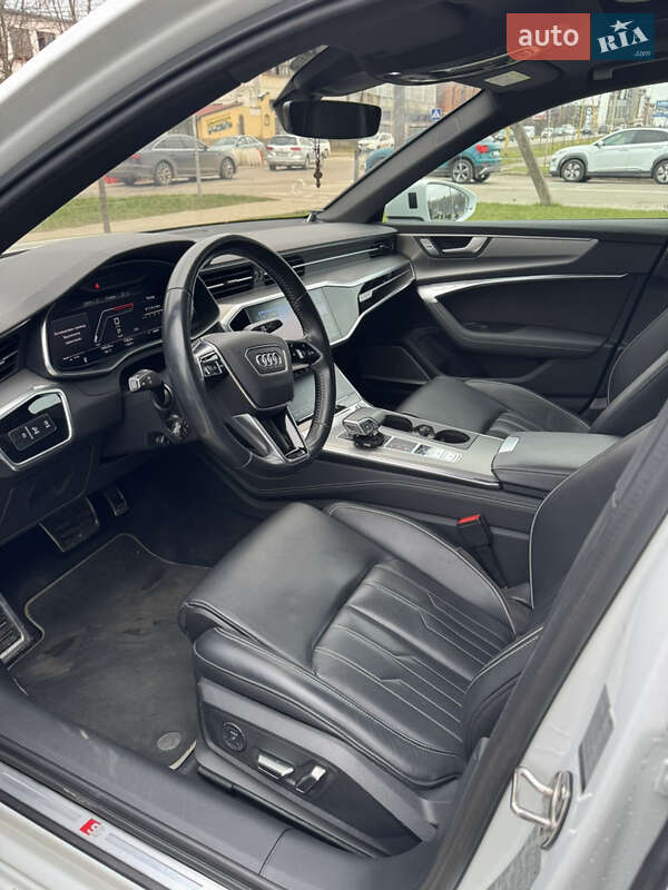 Седан Audi A6 2018 в Ужгороде