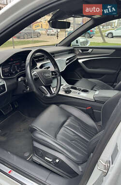 Седан Audi A6 2018 в 