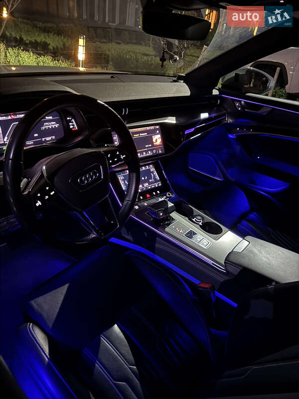 Седан Audi A6 2018 в Ужгороде